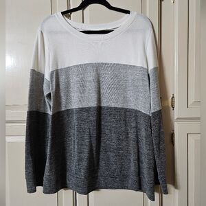 Women's Color Block Sweater - Gray and White